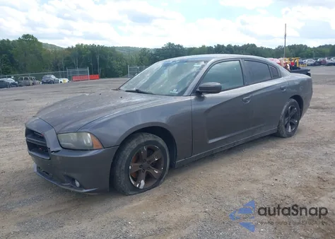 2014 Dodge Charger Sxt z USA, uszkodzony, nr VIN 2C3CDXHG6EH258719